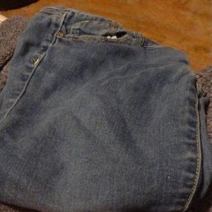 Almost famous always fabulous size 5 fits like a size 8 women's jeans denim blue